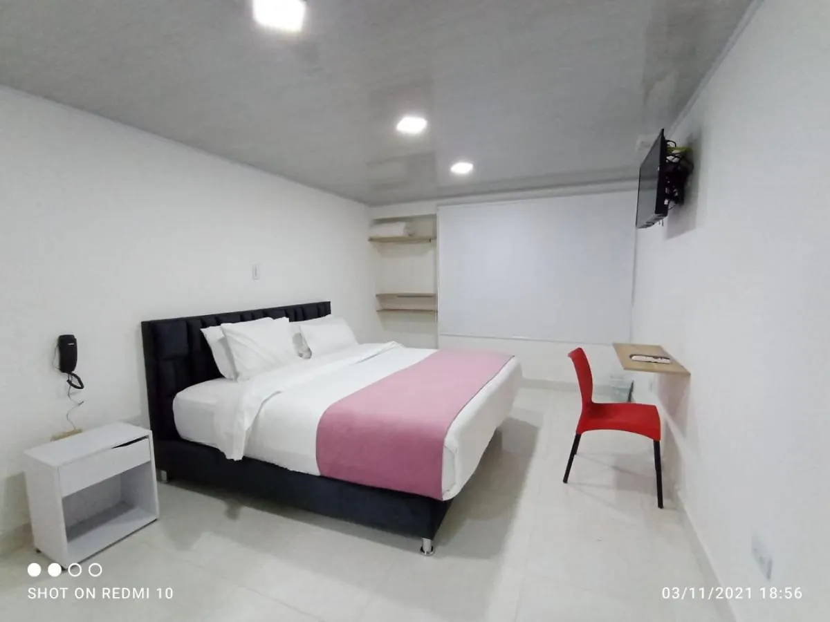Hotel New Comfort Dc 波哥大 3*,